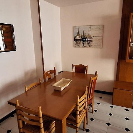 Apartamentos Casa May 1- Centro Benidorm-Solo Mayores De 30 Anos Y Familias المظهر الخارجي الصورة