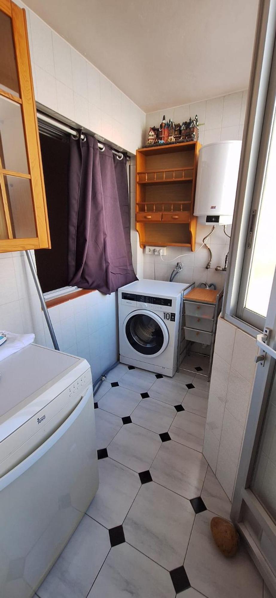 Apartamentos Casa May 1- Centro Benidorm-Solo Mayores De 30 Anos Y Familias المظهر الخارجي الصورة