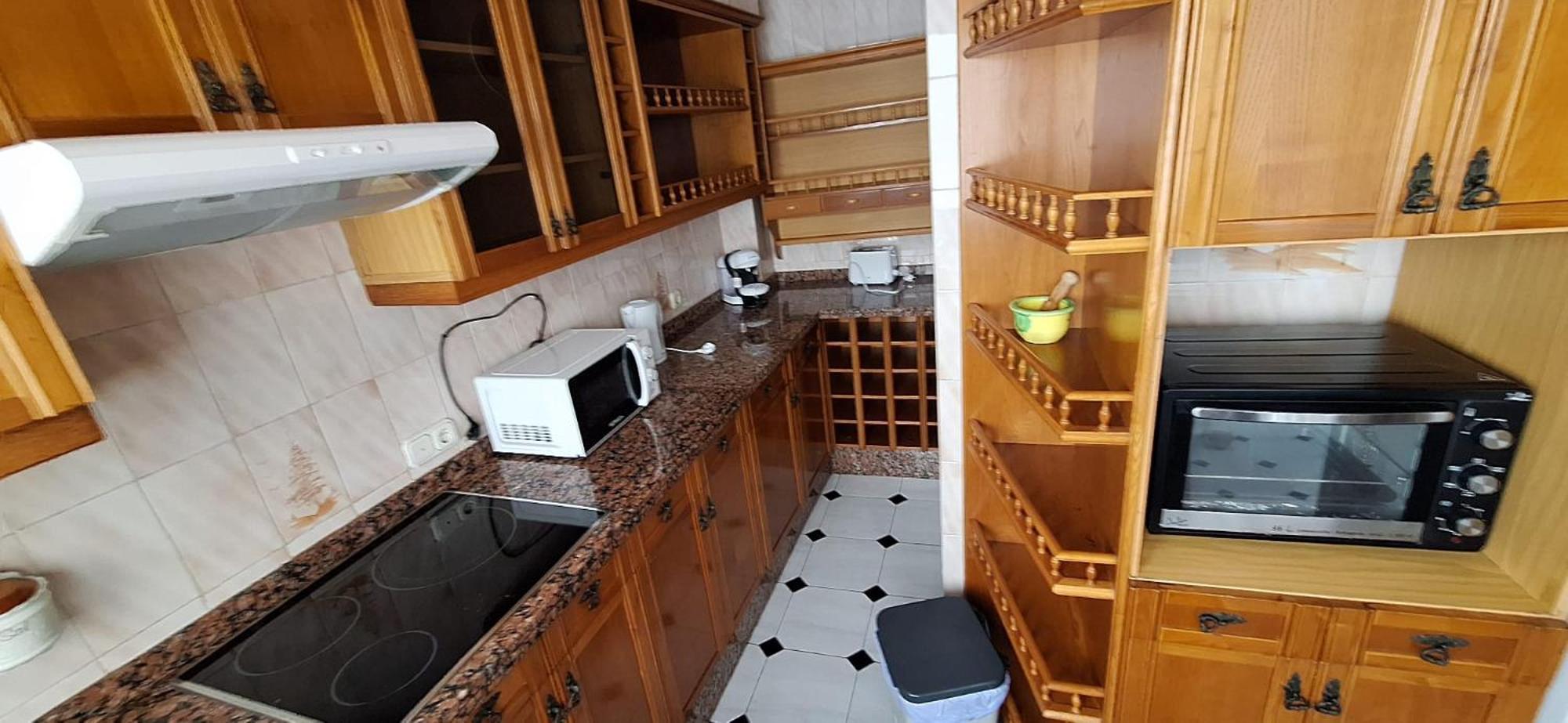 Apartamentos Casa May 1- Centro Benidorm-Solo Mayores De 30 Anos Y Familias المظهر الخارجي الصورة